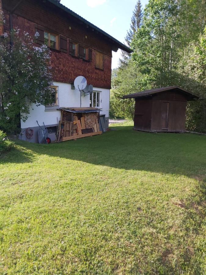 Kleine Ferienwohnung Am Rande Der Wildnis Sibratsgfall Exterior photo