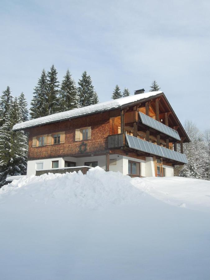 Kleine Ferienwohnung Am Rande Der Wildnis Sibratsgfall Exterior photo